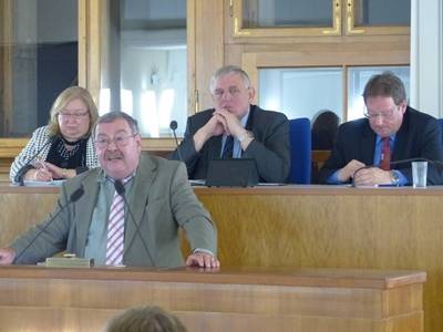 Joachim Krger MdA, sozialpolitischer Sprecher der Fraktion, bei seiner Rede.