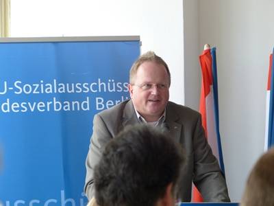 Kassenbericht des Landesschatzmeisters Frank Zwiener.